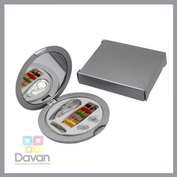 ESPEJO CON KIT DE COSTURA